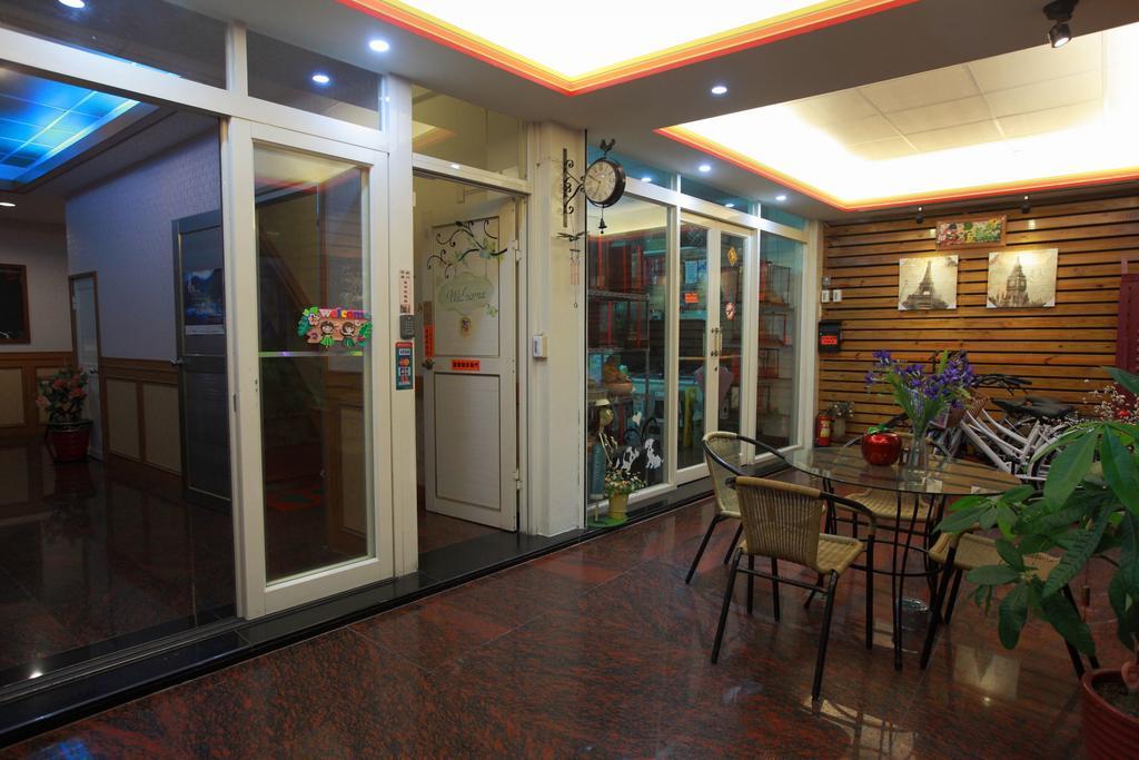 First Place B&B Hualien City Exterior photo