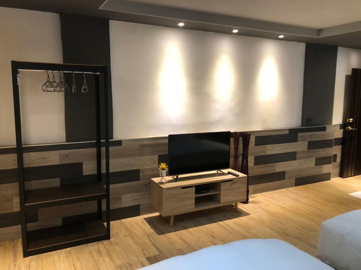 First Place B&B Hualien City Exterior photo