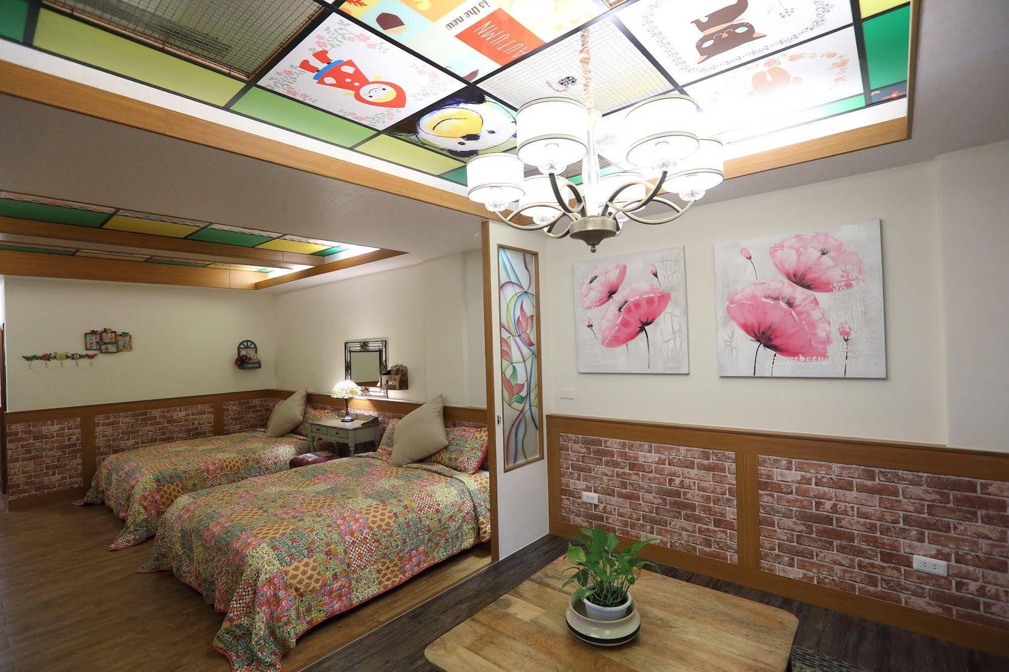 First Place B&B Hualien City Exterior photo