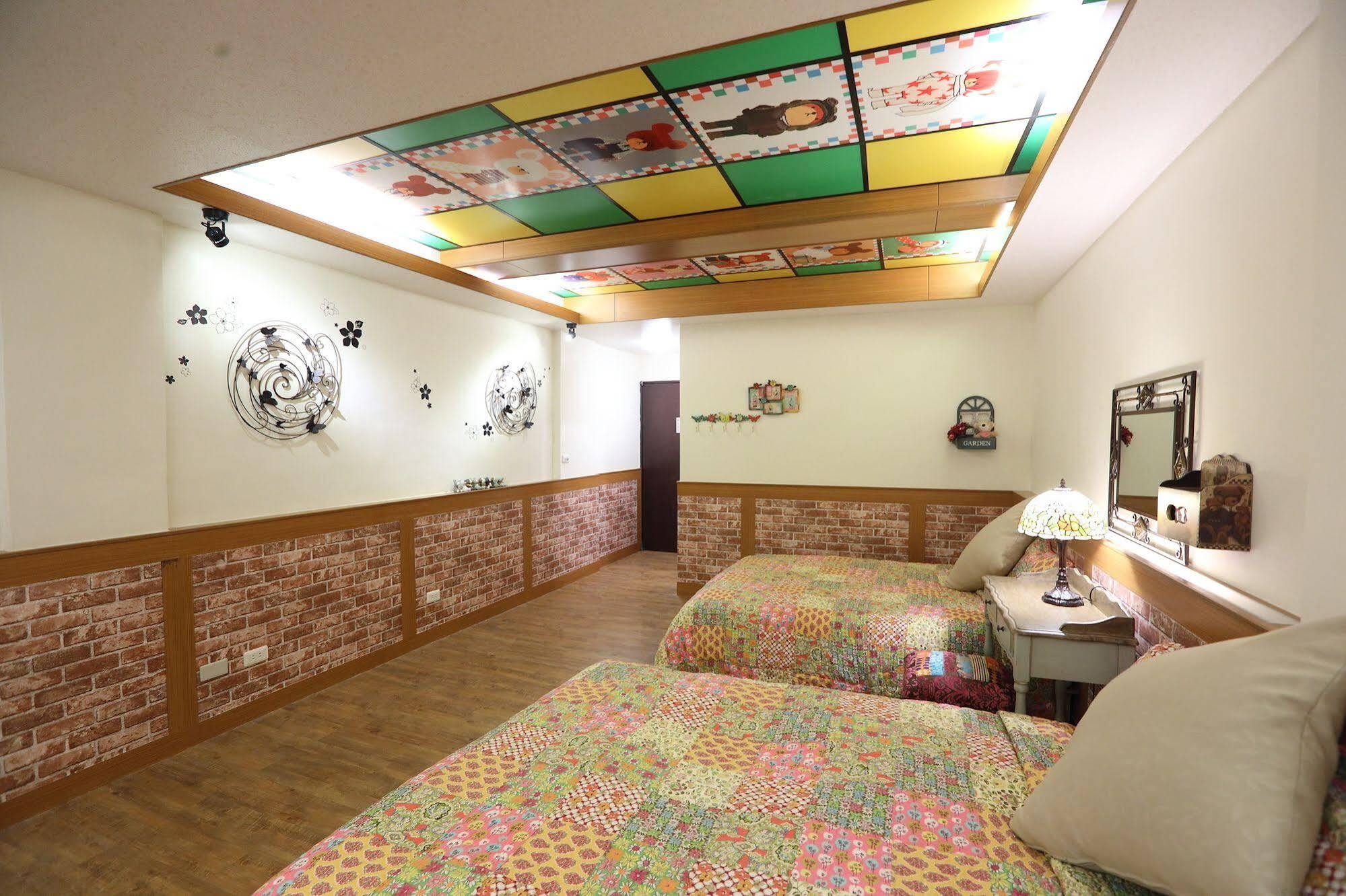 First Place B&B Hualien City Exterior photo
