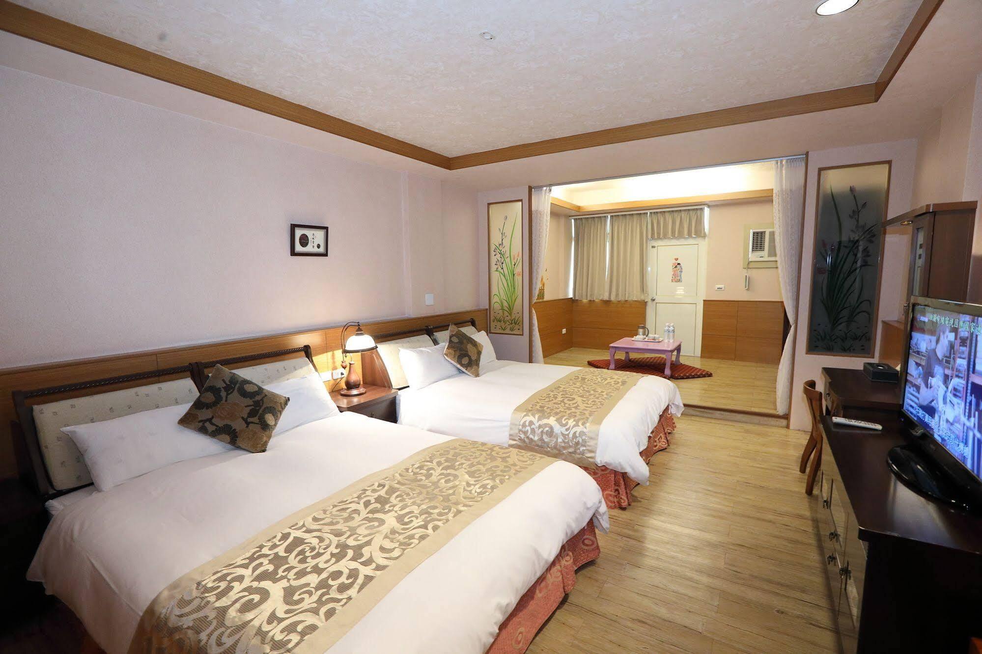 First Place B&B Hualien City Exterior photo