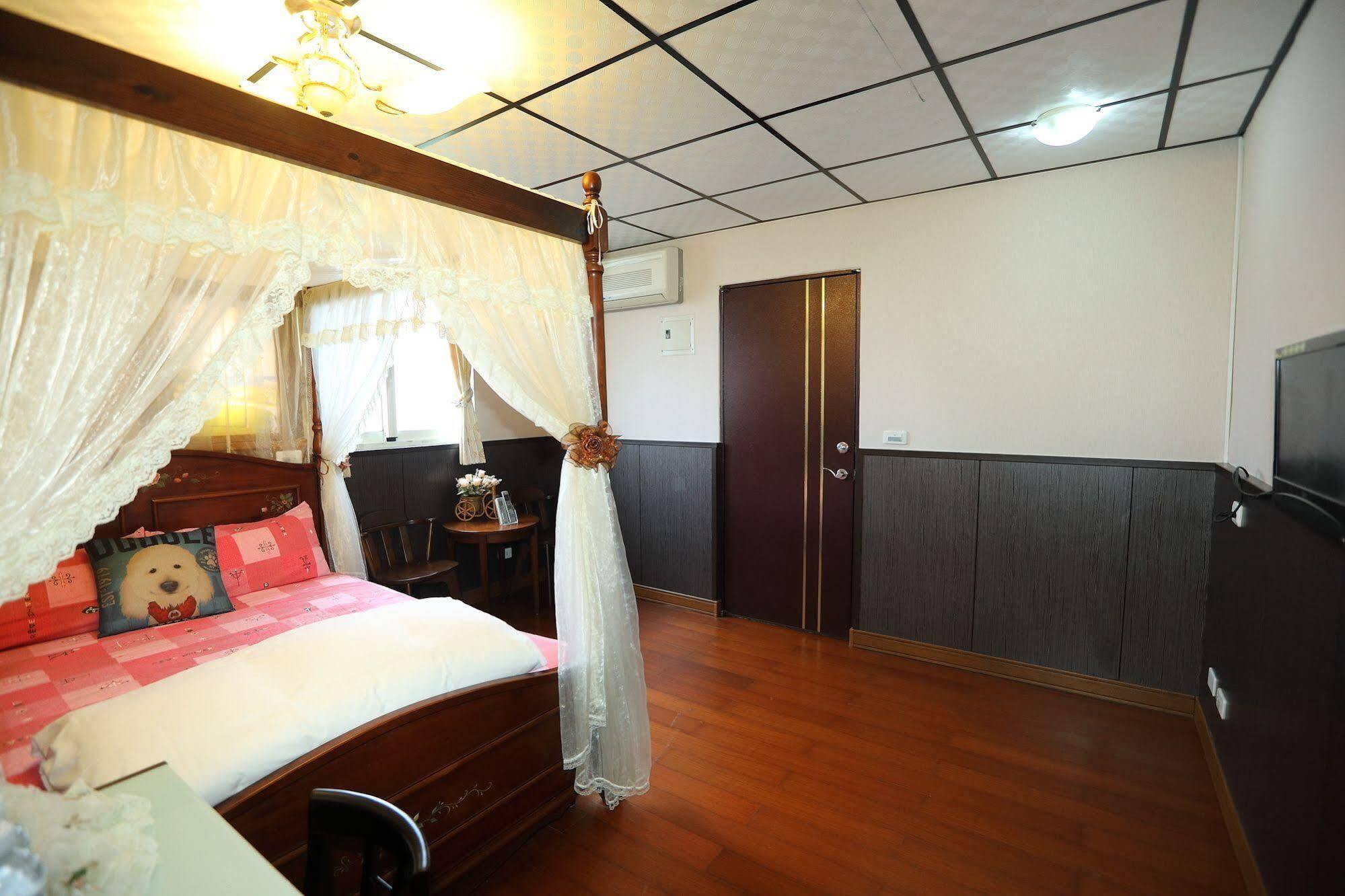 First Place B&B Hualien City Exterior photo