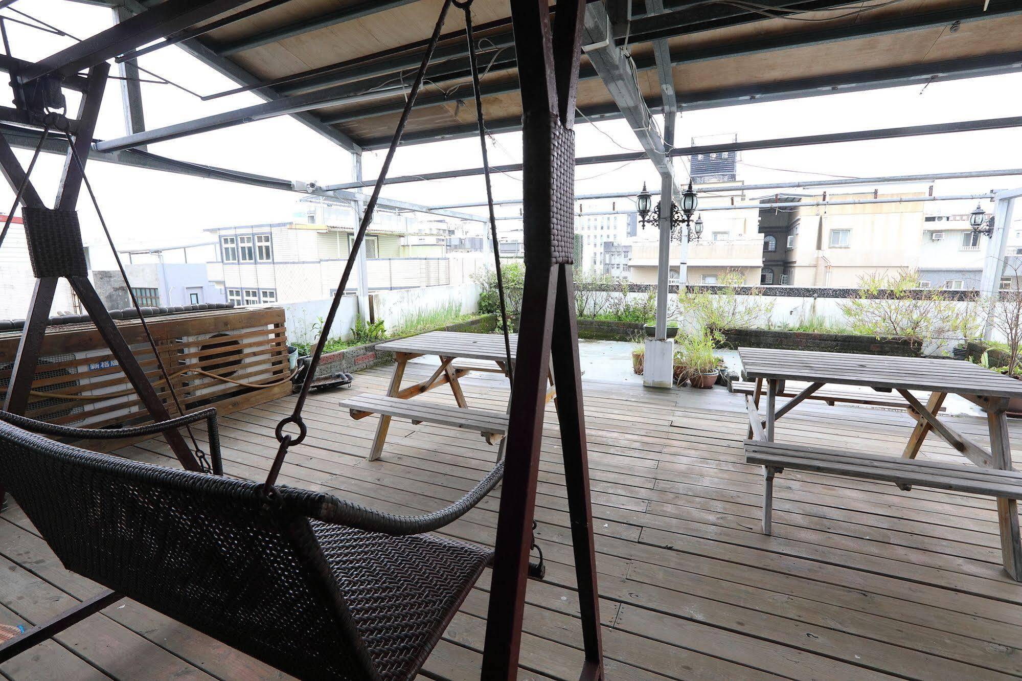 First Place B&B Hualien City Exterior photo